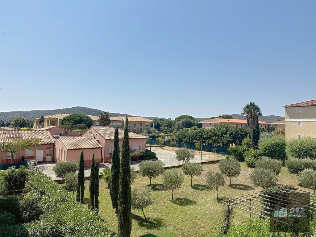 3 pieces avec terrasse cave et parking double 00001 3